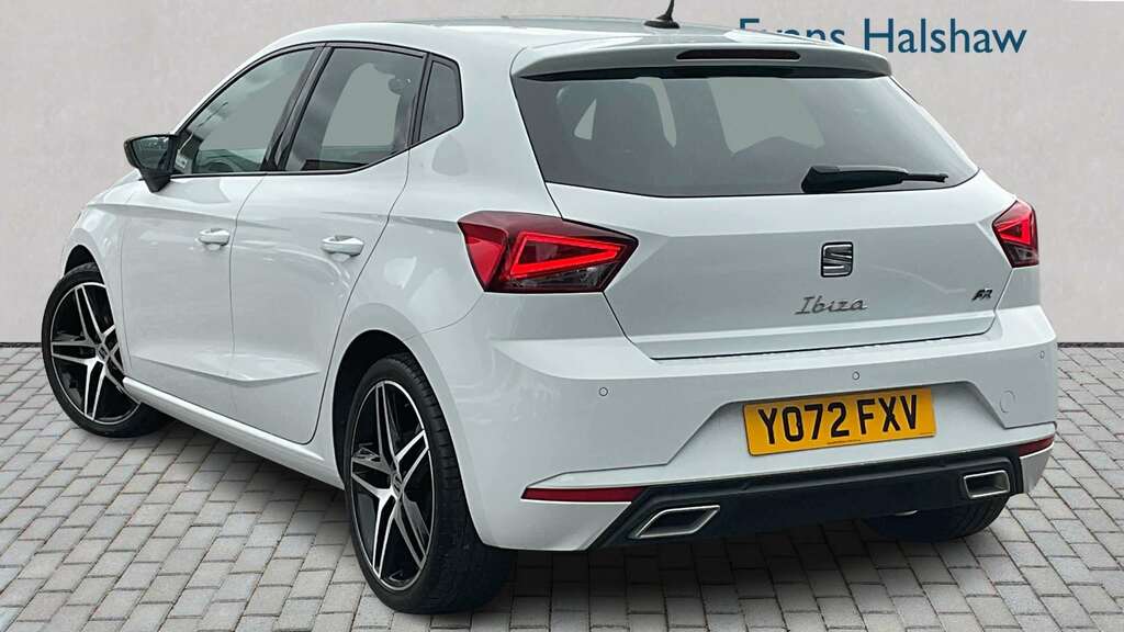 Seat Ibiza 1.0 Tsi 95 Fr Edition 2023 YO72FXV White #2