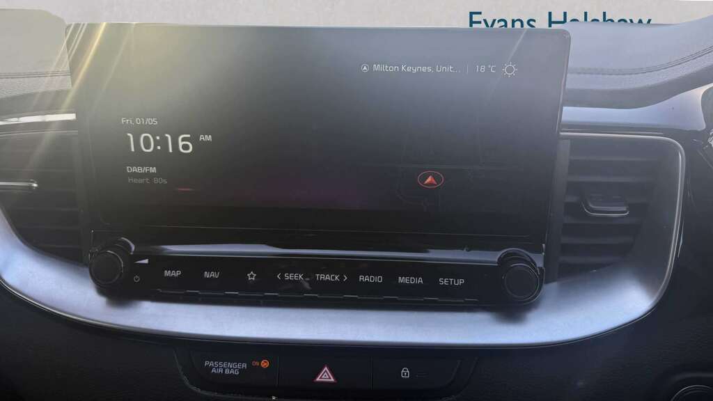 Kia Xceed 1.6 Gdi Phev First Edition Dct 2021 RJ21CFX White #6