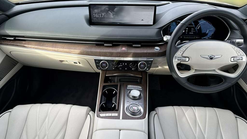 Genesis G80 272Kw Luxury 87.2Kwh Awd 2024 Silver #3