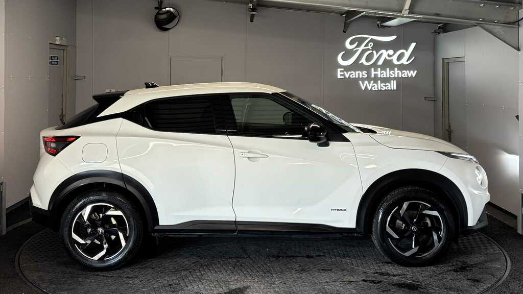 Nissan Juke 1.6 Hybrid N-connecta 2023 WM72UXA White #4
