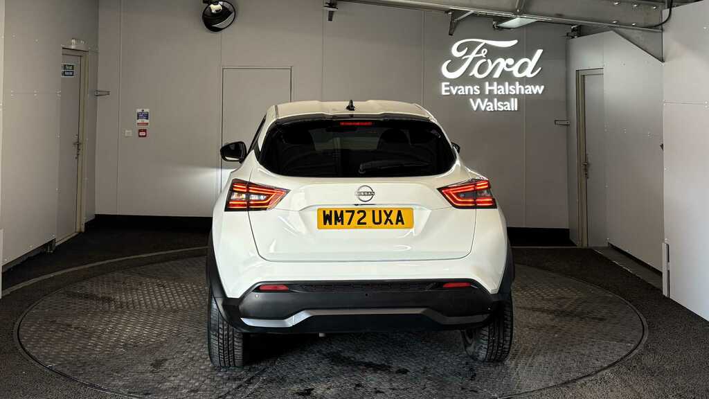 Nissan Juke 1.6 Hybrid N-connecta 2023 WM72UXA White #6