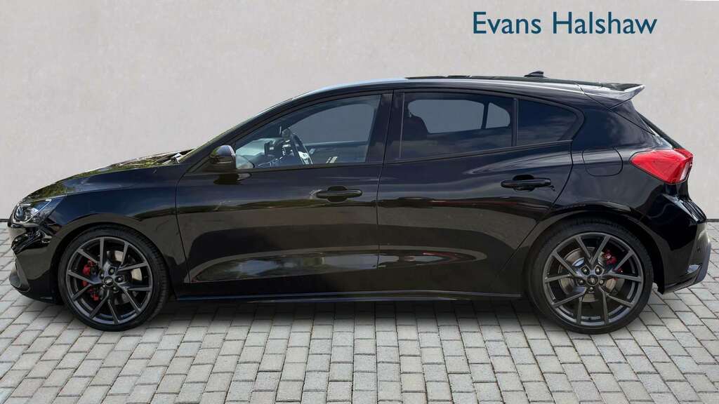Ford Focus 2.0 Ecoblue 190 St 2021 Black #4