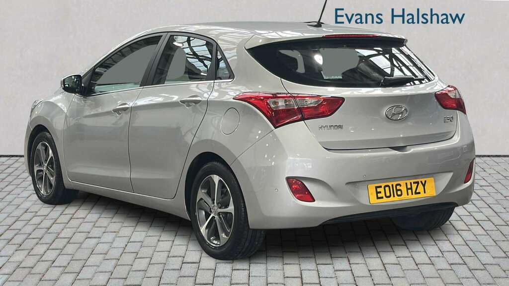 Hyundai I30 1.6 Se Nav 2016 EO16HZY Silver #2
