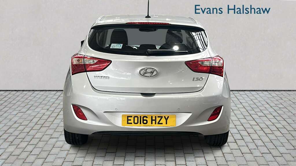 Hyundai I30 1.6 Se Nav 2016 EO16HZY Silver #5