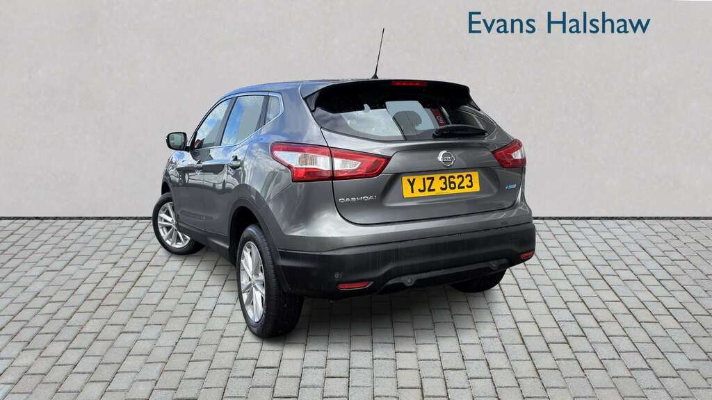 Nissan Qashqai 1.5 Dci Acenta Smart Vision Pack 2016 YJZ3623 Grey #2