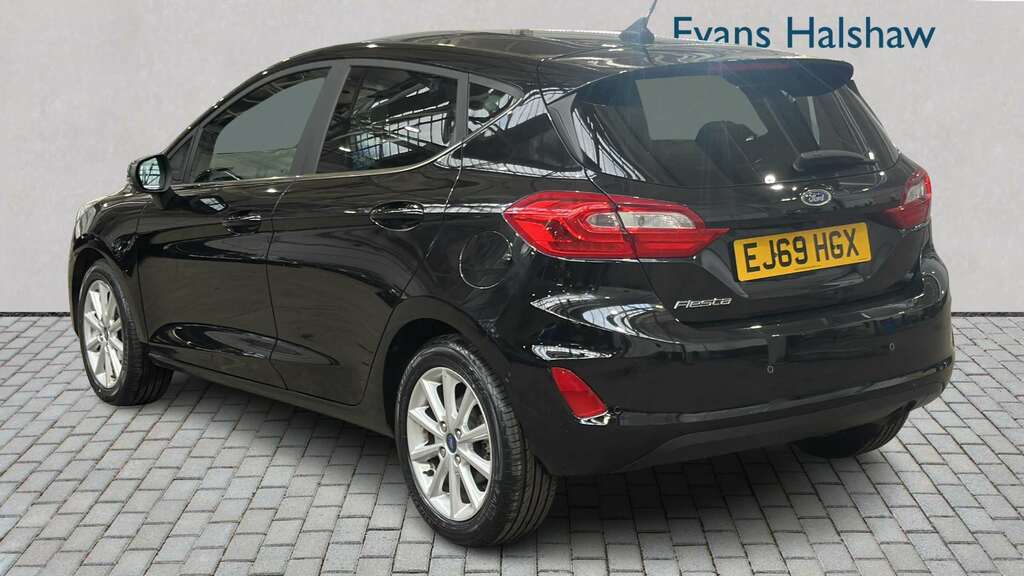 Ford Fiesta 1.0 Ecoboost 125 Titanium 2019 EJ69HGX Black #2