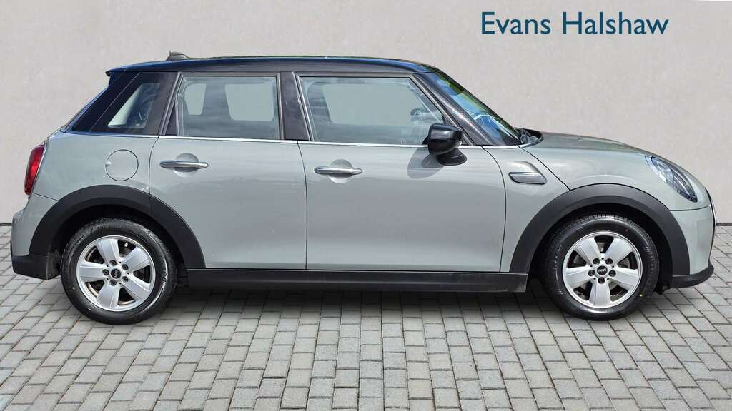 Mini Hatch 1.5 Cooper Classic 2021 NX21PFA Grey #2
