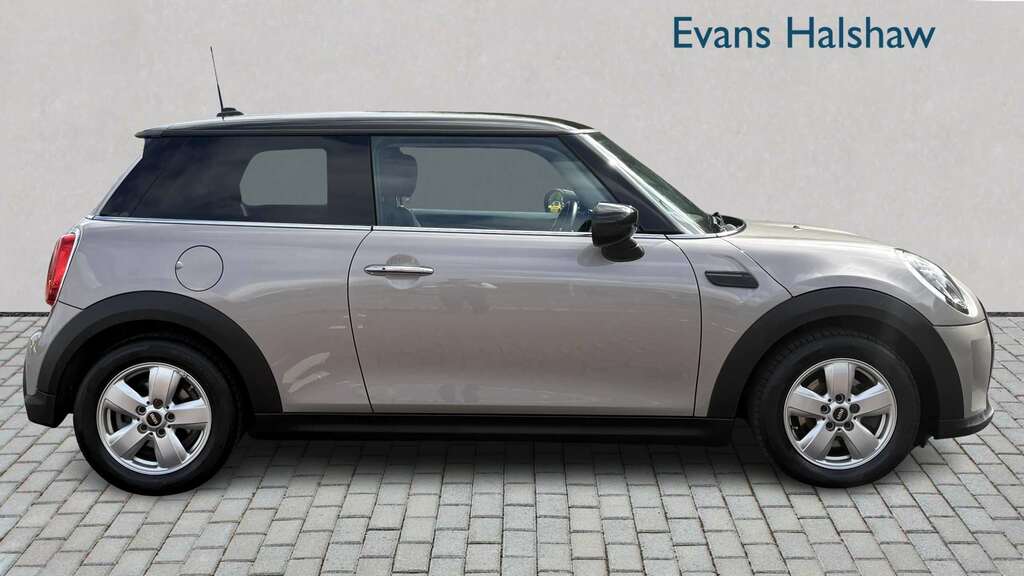 Mini Hatch 1.5 Cooper Classic 2023 KE72VXC Grey #4
