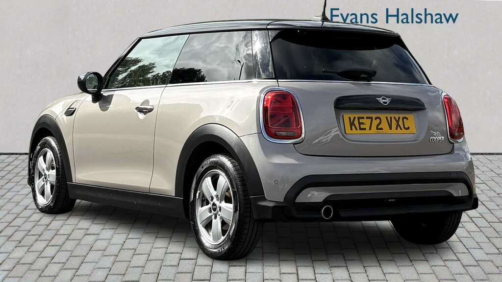 Mini Hatch 1.5 Cooper Classic 2023 KE72VXC Grey #2