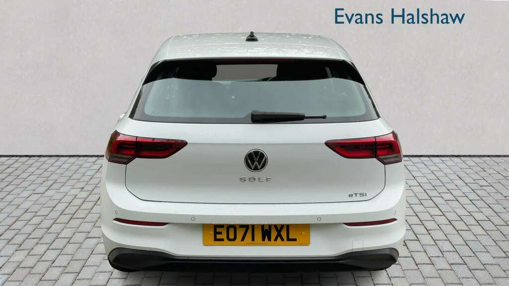 Volkswagen Golf 1.5 Etsi 150 Life Dsg 2021 EO71WXL White #3