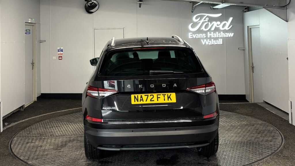 Skoda Kodiaq 1.5 Tsi Se L Executive Dsg 7 Seat 2023 NA72FTK Black #6