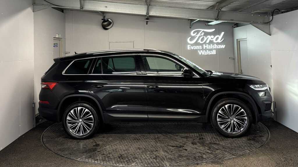 Skoda Kodiaq 1.5 Tsi Se L Executive Dsg 7 Seat 2023 NA72FTK Black #4
