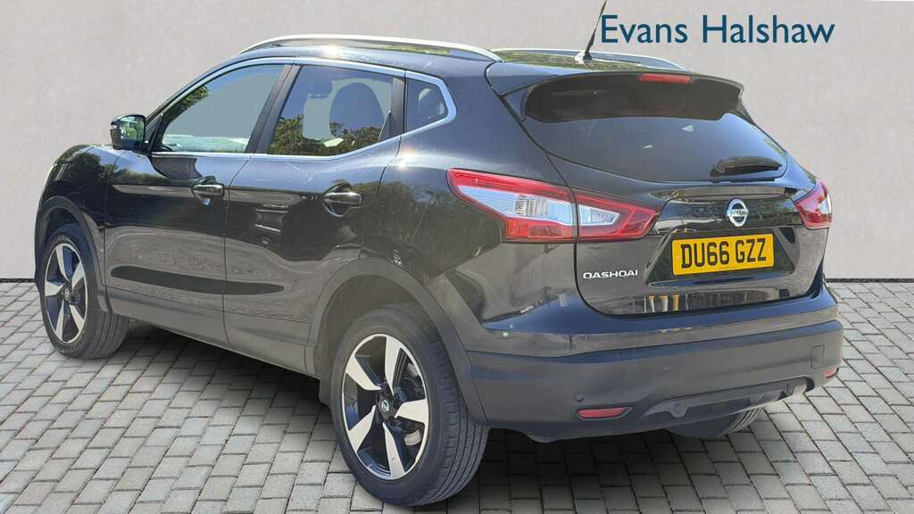Nissan Qashqai 1.5 Dci N-connecta 2016 DU66GZZ Black #5