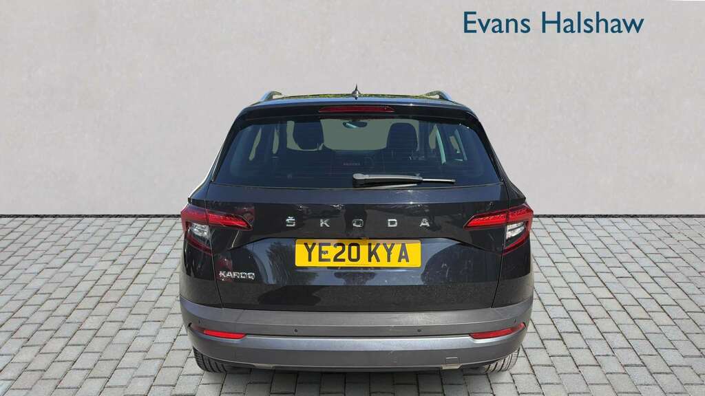 Skoda Karoq 1.5 Tsi Se L Dsg 2020 YE20KYA Black #4
