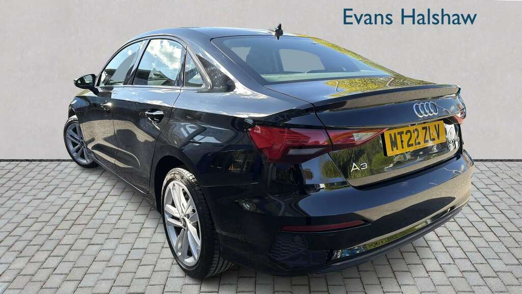Audi A3 30 Tfsi Sport 2022 MT22ZLV Black #2