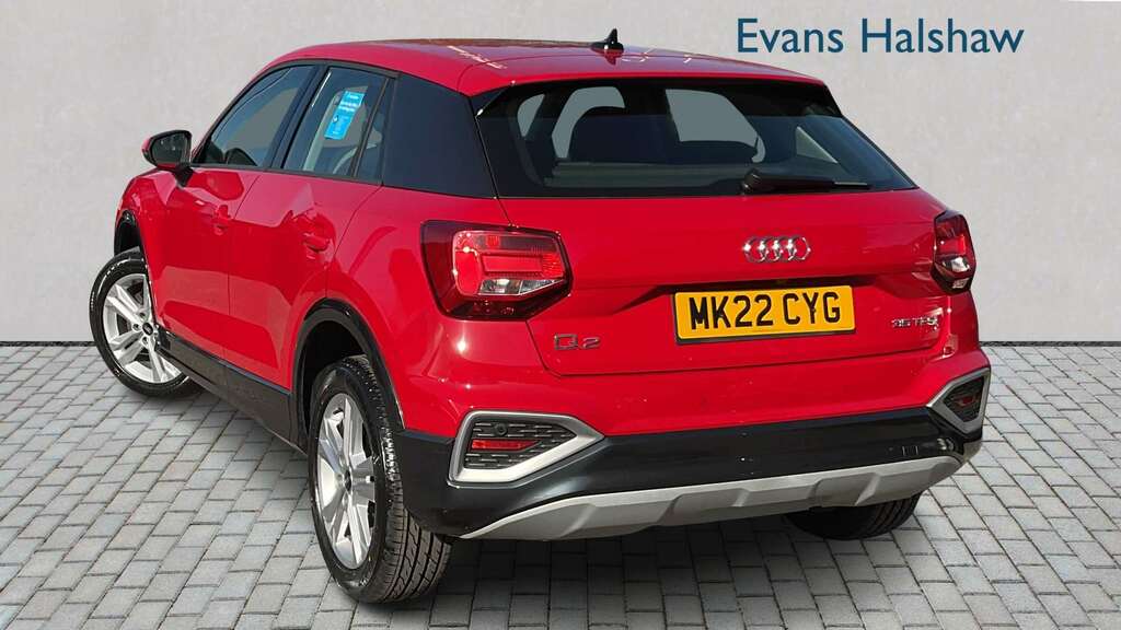 Audi Q2 35 Tfsi Sport S Tronic 2022 MK22CYG Red #2