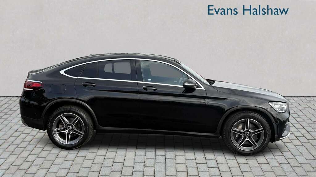 Mercedes-Benz GLC Class Glc 300 4Matic Amg Line 9G-tronic 2020 WR70HGC Black #4