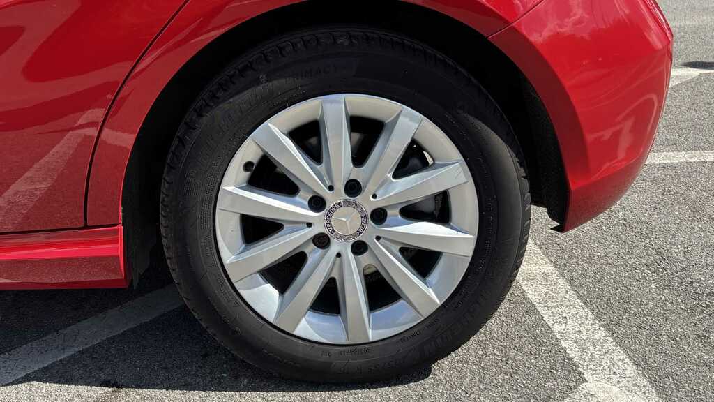 Mercedes-Benz A Class A180 Blueefficiency Se 2013 YB13HWJ Red #5