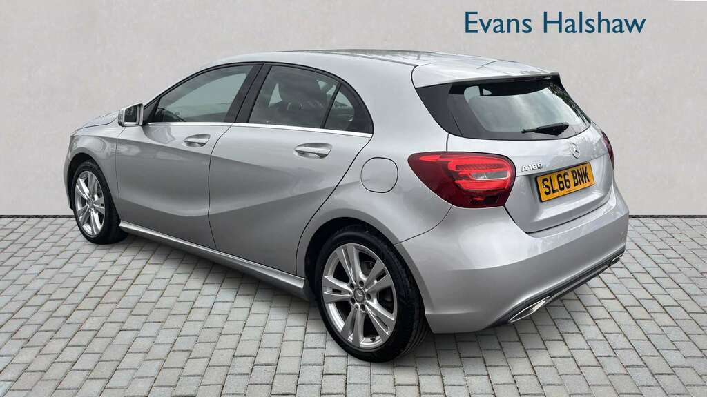 Mercedes-Benz A Class A180 Sport 2016 SL66BNK Silver #2