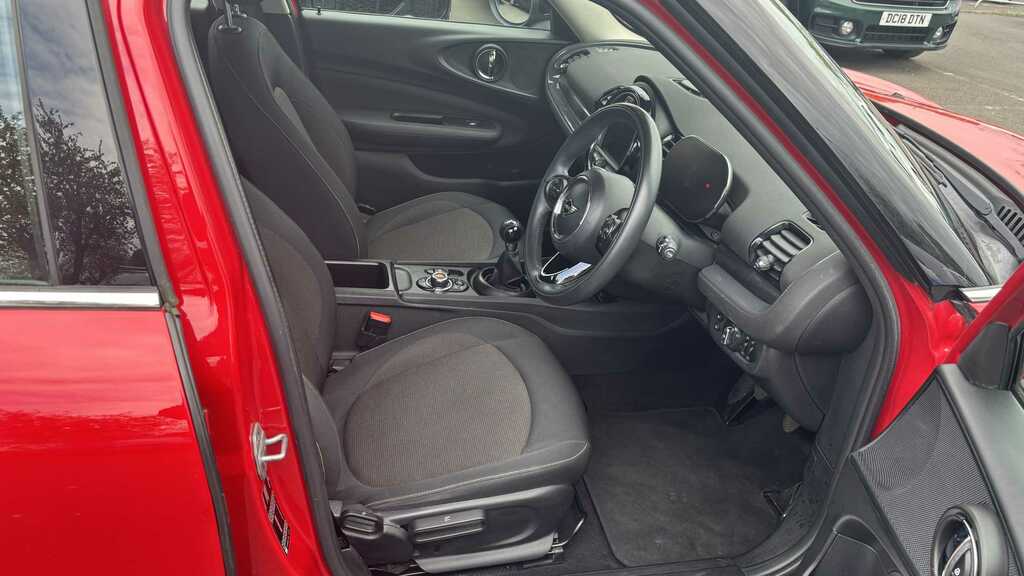 Mini Clubman 1.5 Cooper Classic 6Dr 2020 NA70UWT Red #6