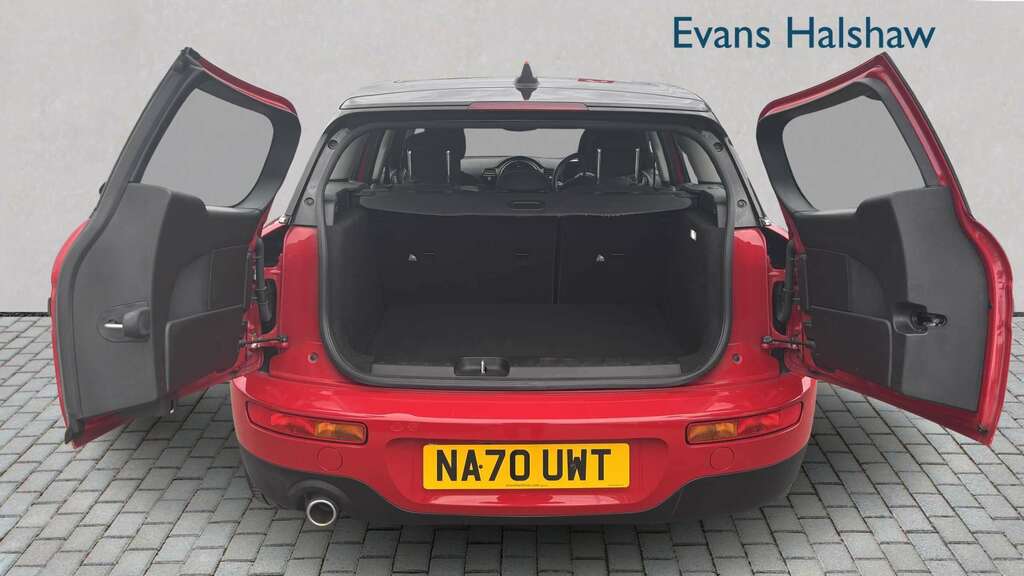 Mini Clubman 1.5 Cooper Classic 6Dr 2020 NA70UWT Red #5