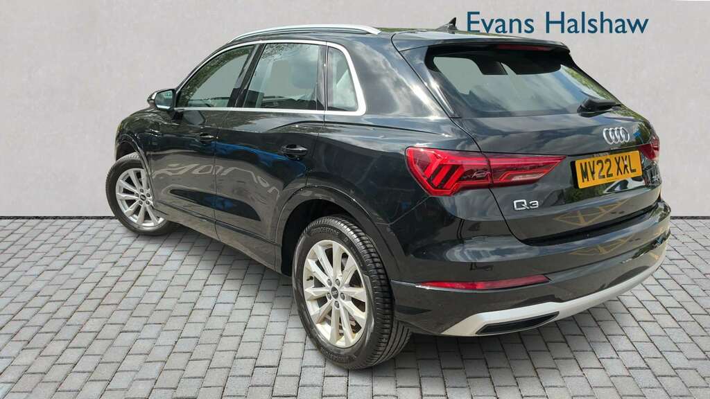 Audi Q3 35 Tfsi Sport S Tronic 2022 MV22XXL Black #2
