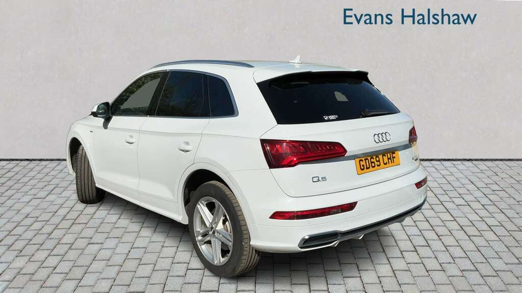 Audi Q5 40 Tdi Quattro S Line S Tronic 2019 GD69CHF White #2