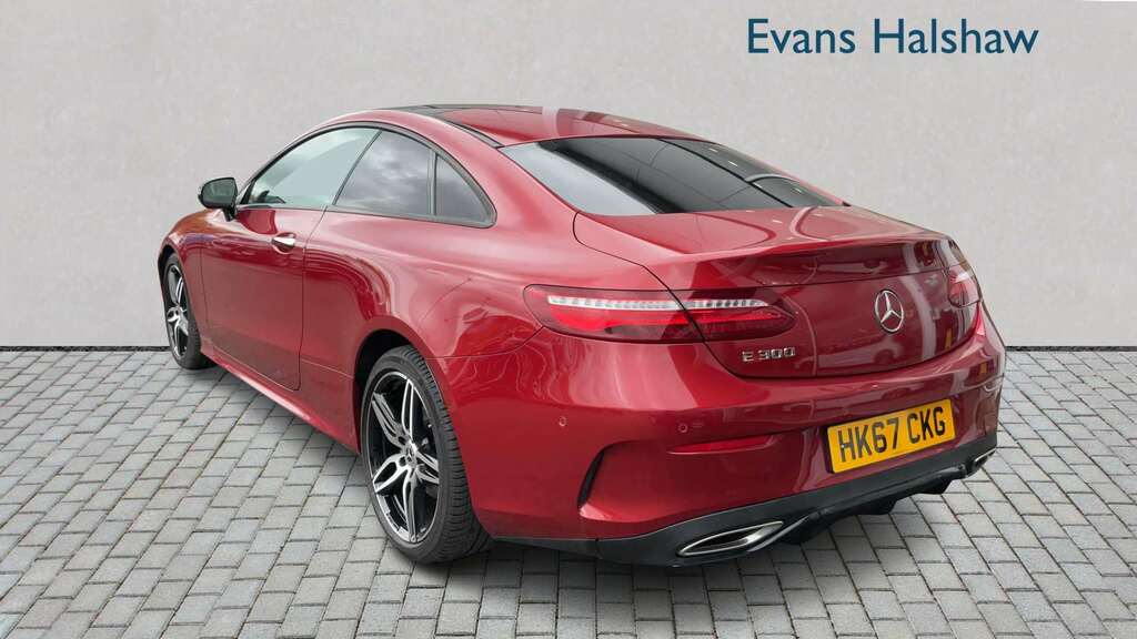 Mercedes-Benz E Class E300 Amg Line Premium Plus 9G-tronic 2017 Red