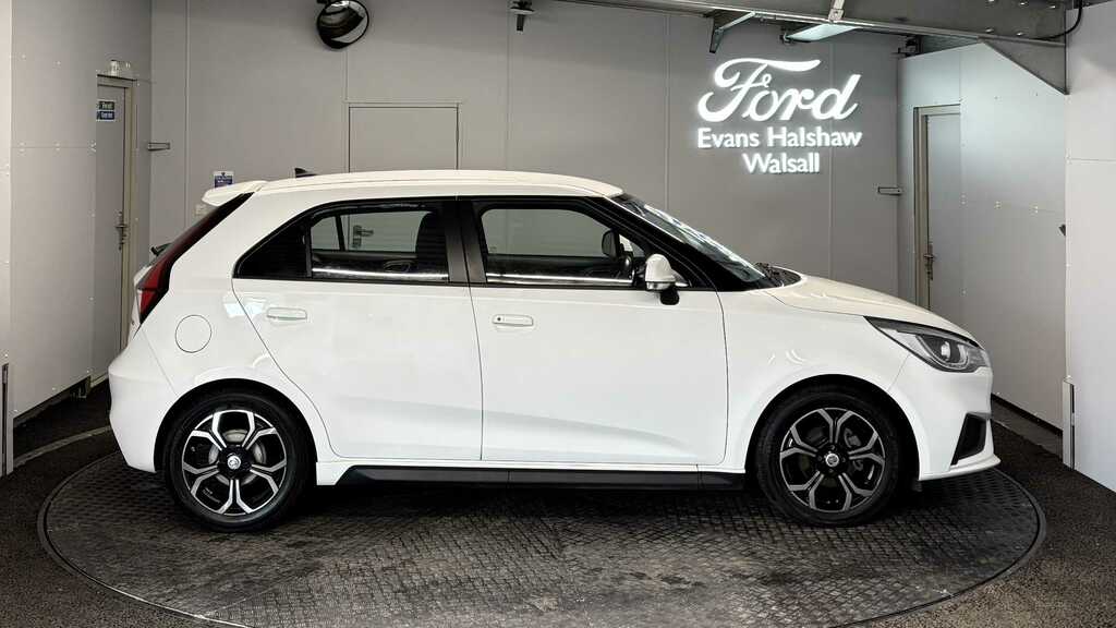 MG MG3 1.5 Vti-tech Excite 2018 White #2