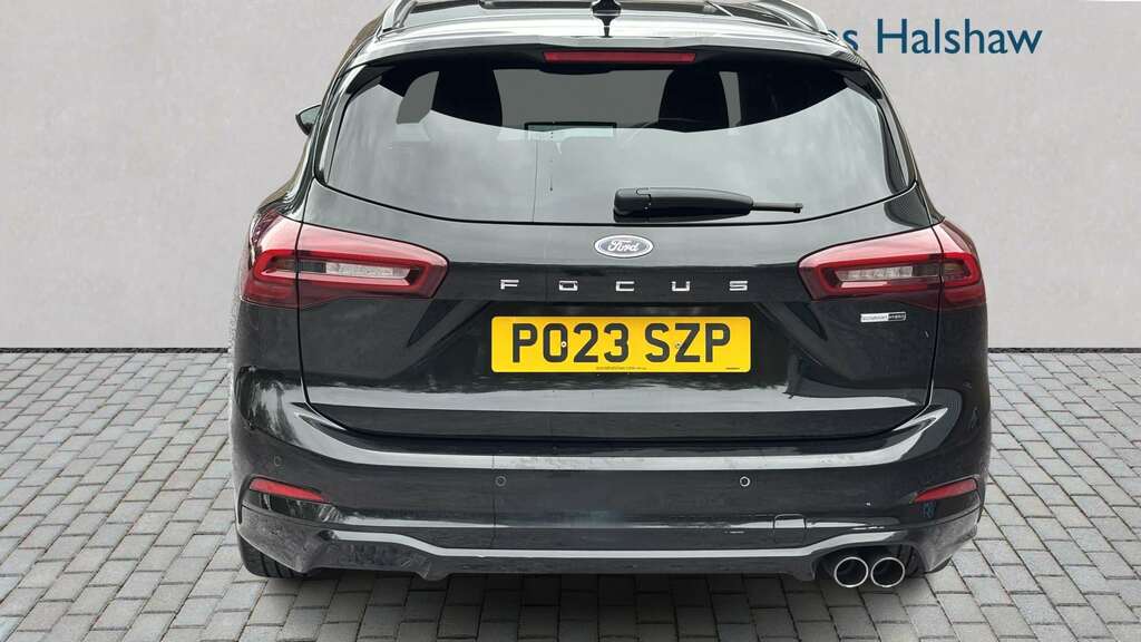 Ford Focus 1.0 Ecoboost Hybrid Mhev 155 St-line 2023 PO23SZP Black #6