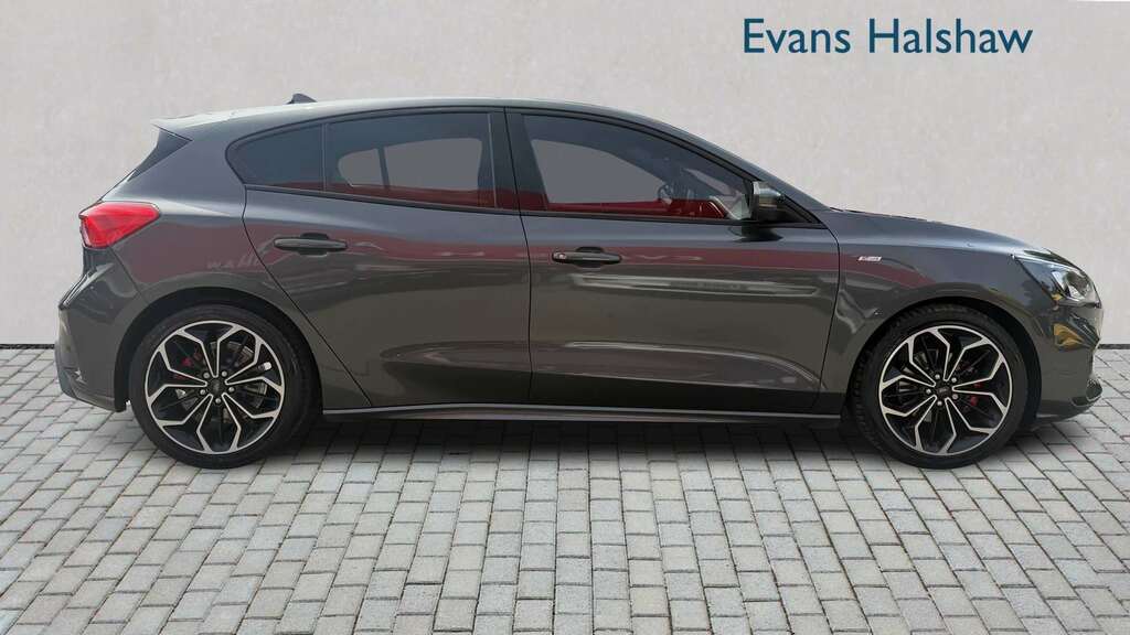 Ford Focus 1.0 Ecoboost 125 St-line X 2018 FP68UBC Grey #2