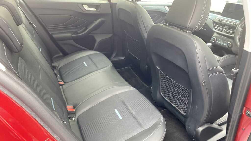 Ford Focus 1.5 Ecoboost 150 Active X 2019 WT19HXM Red #2