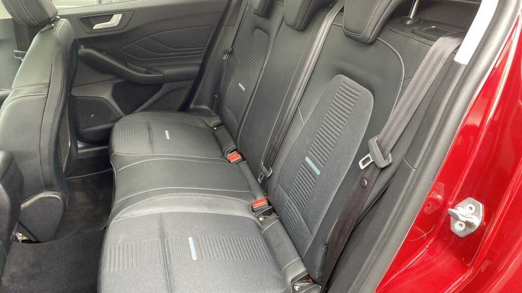 Ford Focus 1.5 Ecoboost 150 Active X 2019 WT19HXM Red #4