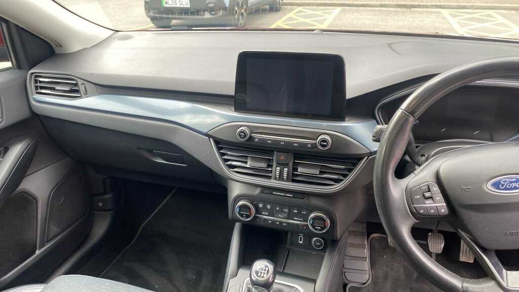 Ford Focus 1.5 Ecoboost 150 Active X 2019 Red