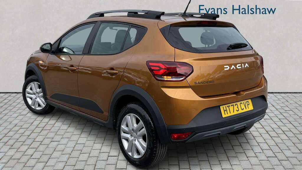 Dacia Sandero Stepway 1.0 Tce Expression 2023 HT73CVP Orange #2