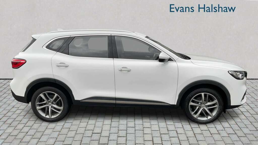 MG HS 1.5 T-gdi Exclusive 2022 MV72VFN White #2