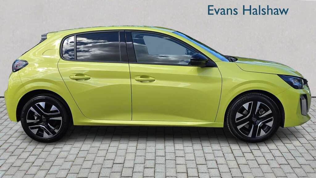 Peugeot 208 1.2 Puretech 100 Allure 2025 CX25NZF Yellow #2