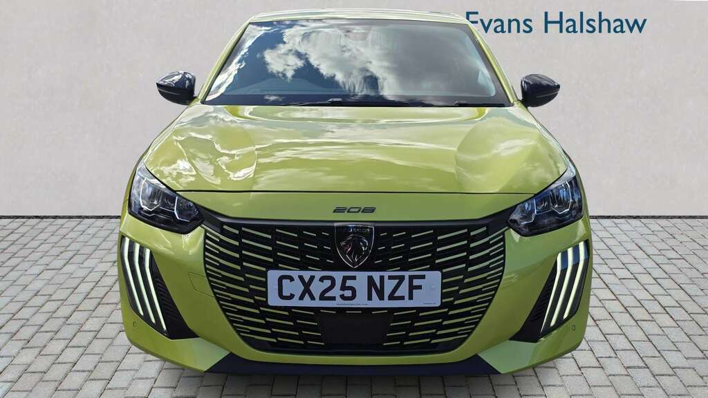 Peugeot 208 1.2 Puretech 100 Allure 2025 CX25NZF Yellow #3
