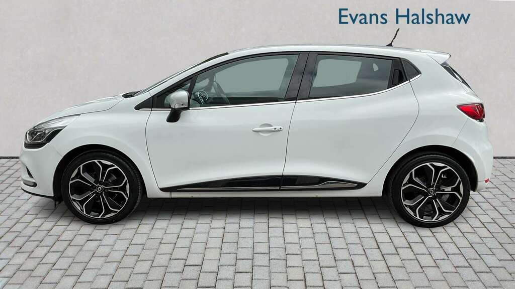 Renault Clio 1.5 Dci 90 Iconic 2019 SM68DKD White #3