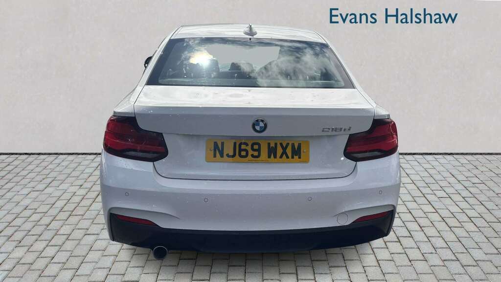 BMW 2 Series 218D M Sport Nav 2019 White #5