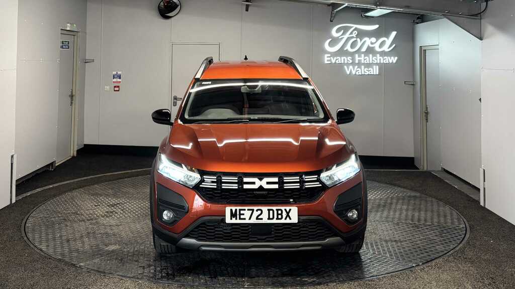 Dacia Jogger 1.0 Tce Extreme Se 2023 ME72DBX Brown #2
