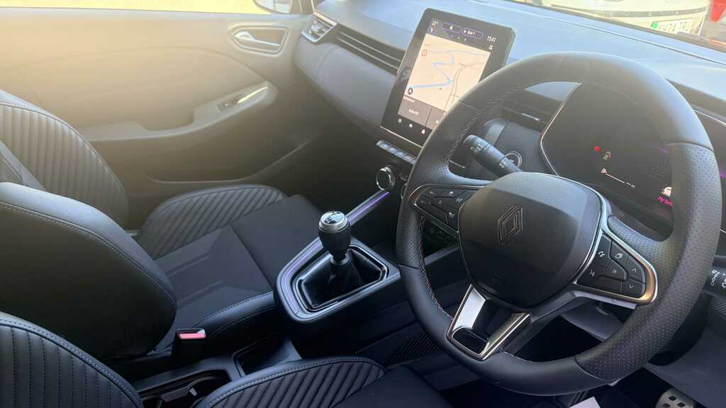 Renault Clio 1.0 Tce 90 Esprit Alpine 2025 DX75NVK Black #2