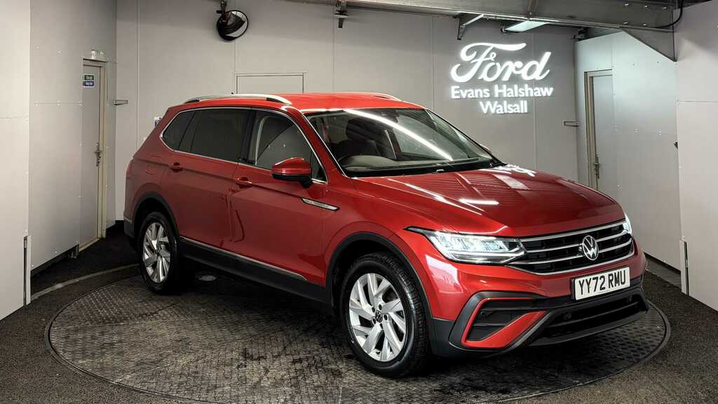 Volkswagen Tiguan Allspace 1.5 Tsi Life Dsg 2023 Red