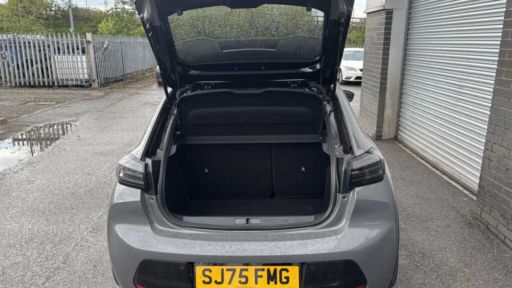 Peugeot 208 1.2 Hybrid 145 Gt Premium E-dsc6 2025 Grey #6