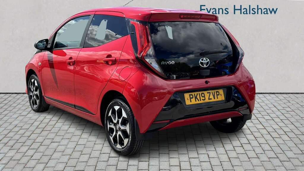 Toyota Aygo 1.0 Vvt-i X-trend 2019 PK19ZVP Red #5