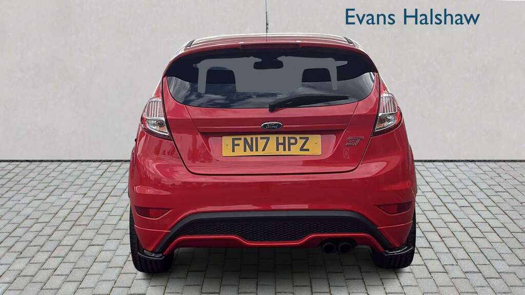 Ford Fiesta 1.6 Ecoboost St-3 2017 FN17HPZ Red #5