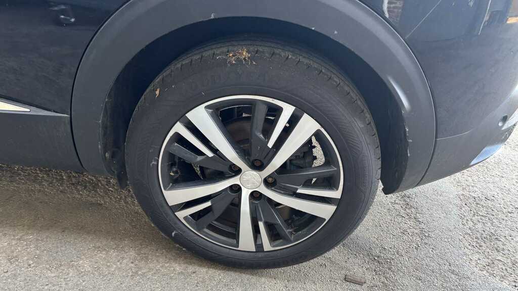 Peugeot 3008 1.5 Bluehdi Allure 2019 LT19UWU Black #3
