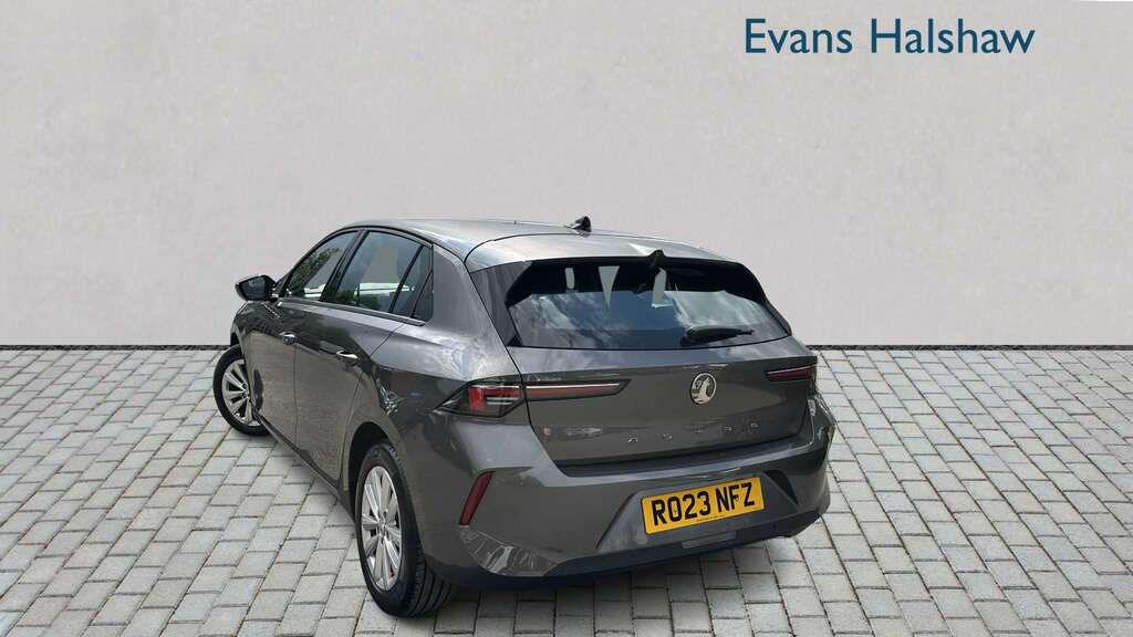 Vauxhall Astra 1.2 Turbo Design 2023 RO23NFZ Grey #2