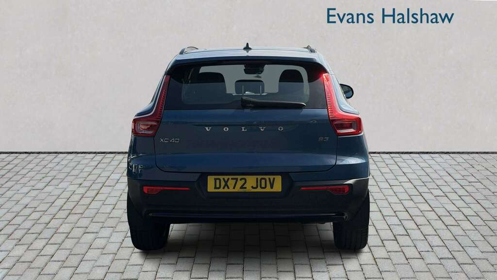 Volvo XC40 2.0 B3p Plus Dark 2022 DX72JOV Blue #4