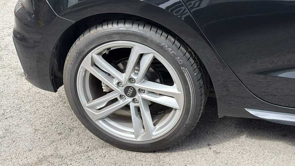 Audi A1 35 Tfsi S Line S Tronic 2023 MM23VJZ Black #6